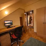 Sunny Duplex With Vodno View And Tour Guide Host