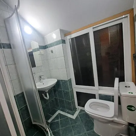 Sunny Duplex With Vodno View And Tour Guide Host 아파트