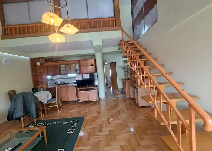 Sunny Duplex With Vodno View And Tour Guide Host